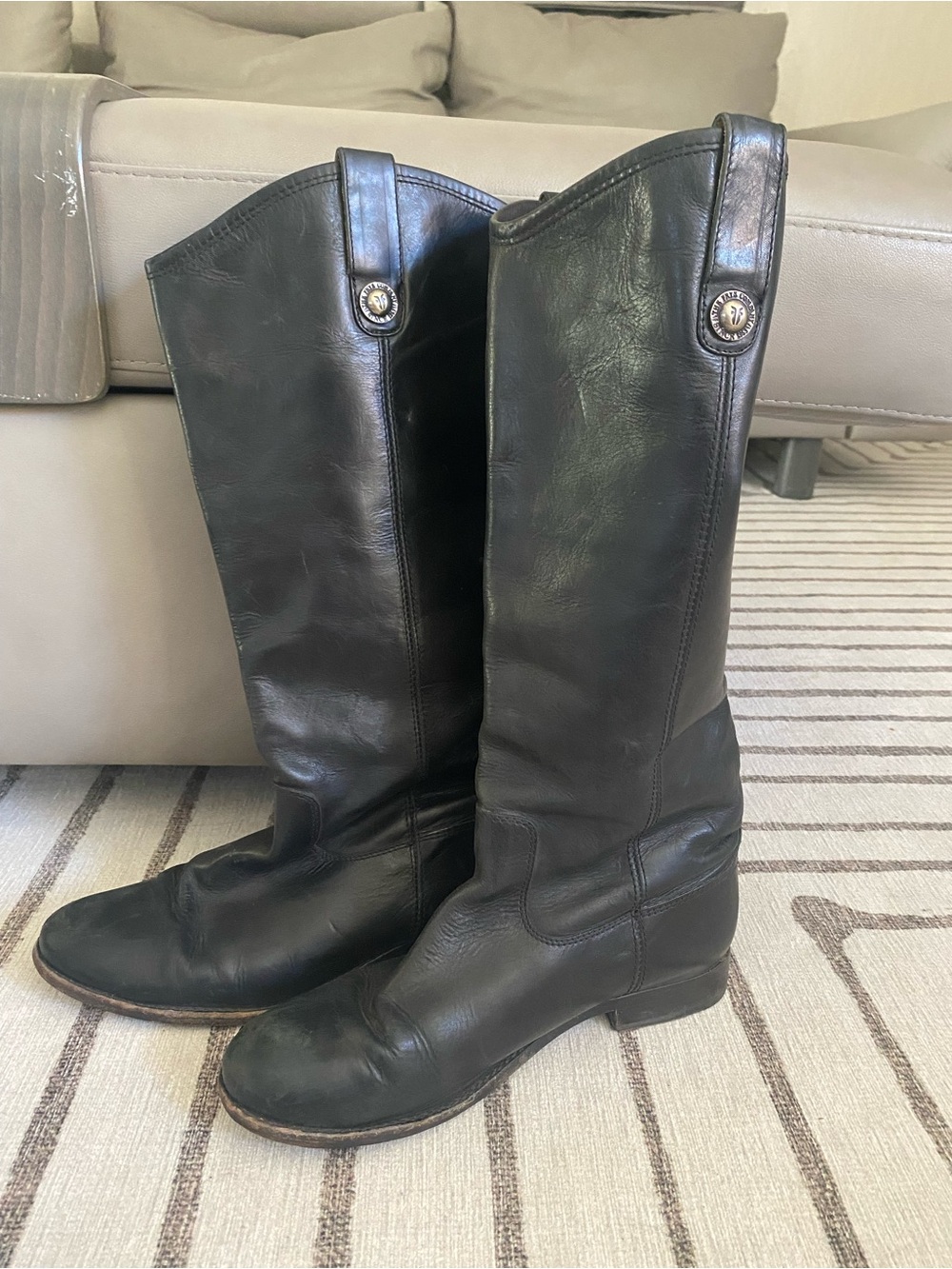 Frye Black Melissa button boots. Black size 8